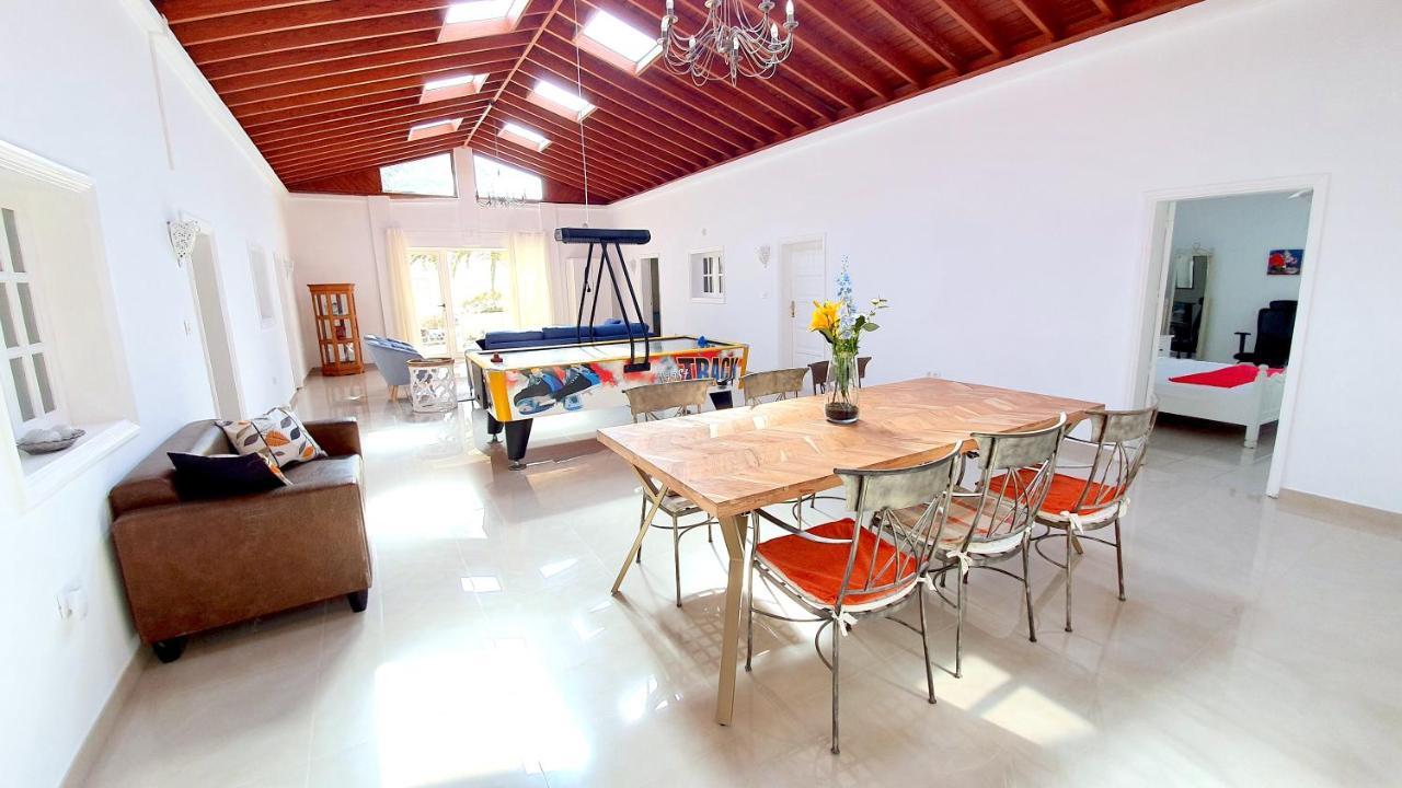 Stunning Sea View Villa With 6 Bedrooms & Heated Pool - Villa Renaissance Playa Blanca  Eksteriør billede