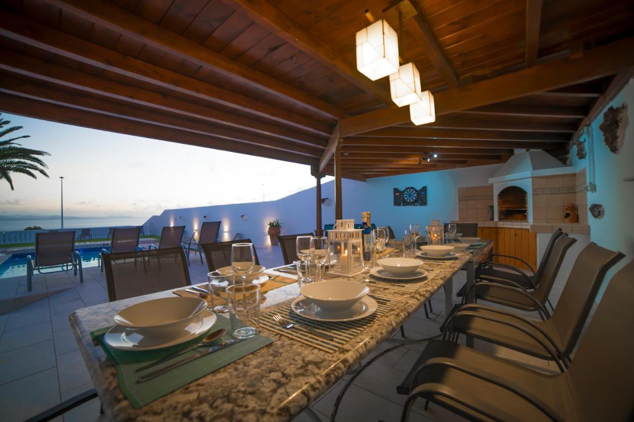Stunning Sea View Villa With 6 Bedrooms & Heated Pool - Villa Renaissance Playa Blanca  Eksteriør billede