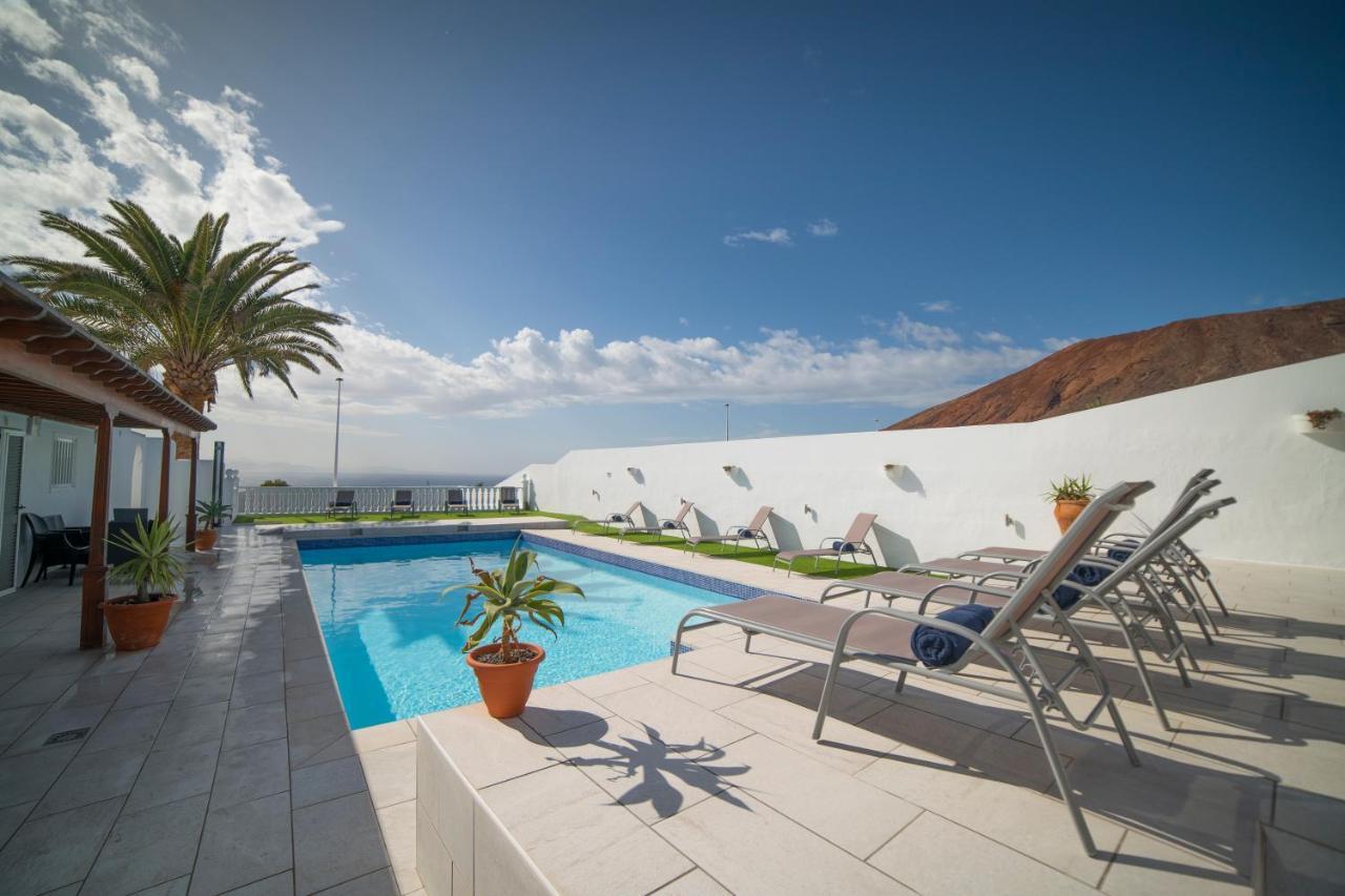 Stunning Sea View Villa With 6 Bedrooms & Heated Pool - Villa Renaissance Playa Blanca  Eksteriør billede
